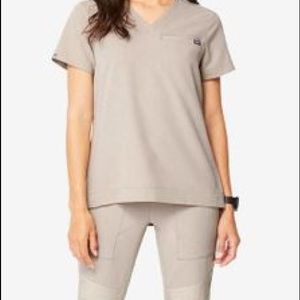 Figs Boulder XS Benna Top and XS Venice Pants